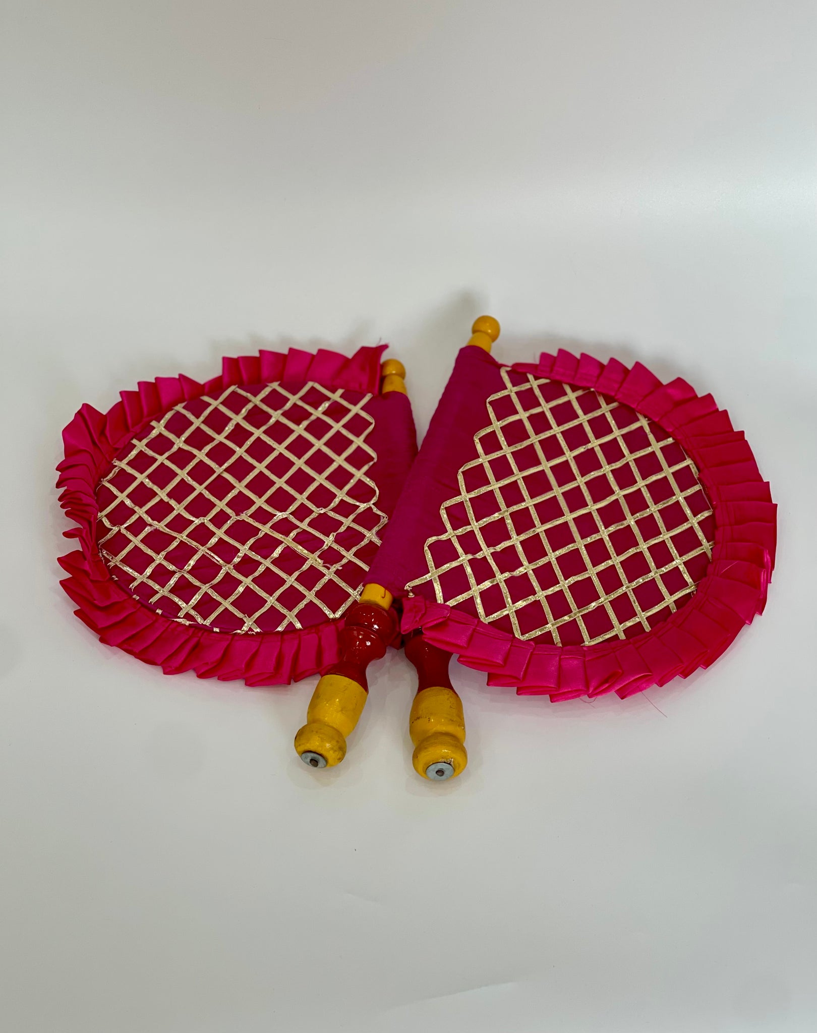 Gulabi Pakkhiyan (Hand Fans)