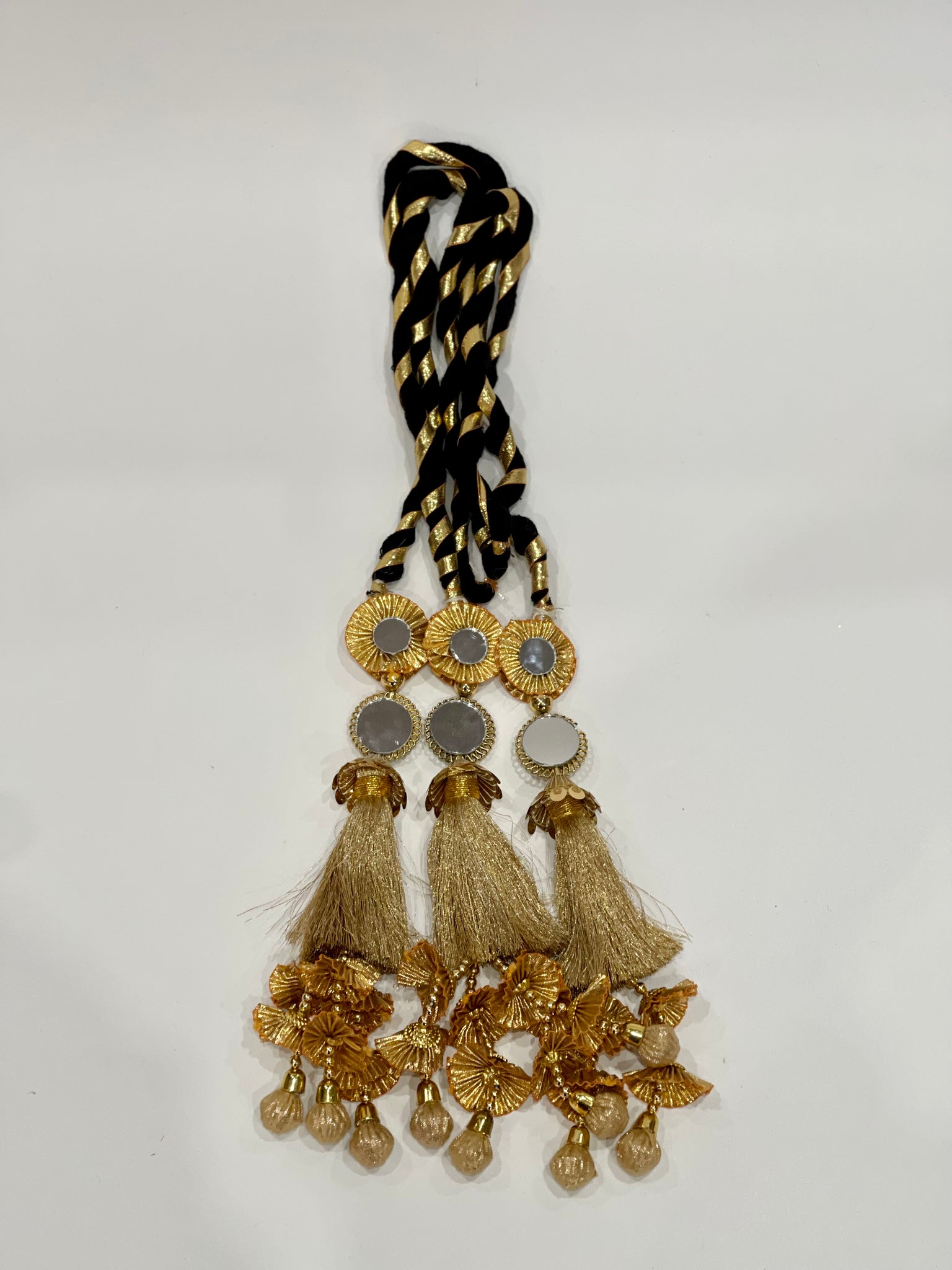 Saiba-Black and Gold Parandi